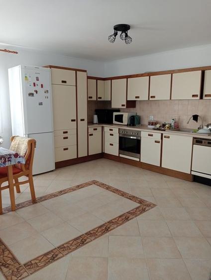 Casă cu 3 camere în Hida