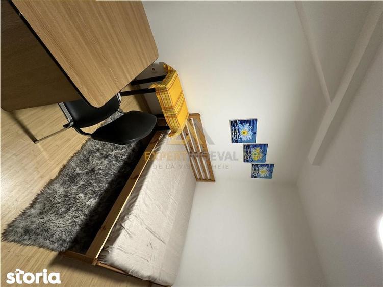 Apartament cu 3 camere decomandat în Republicii