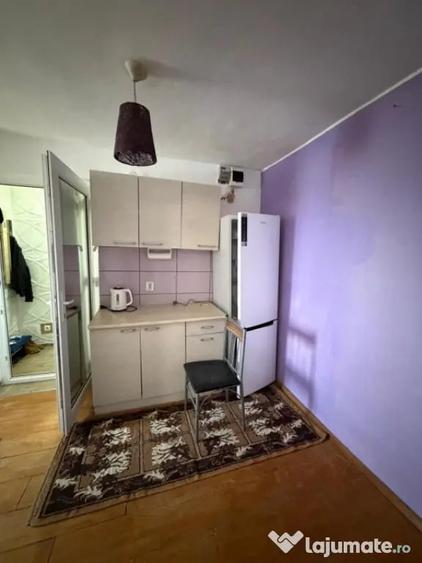 Apartament cu 2 camere decomandat în Vest