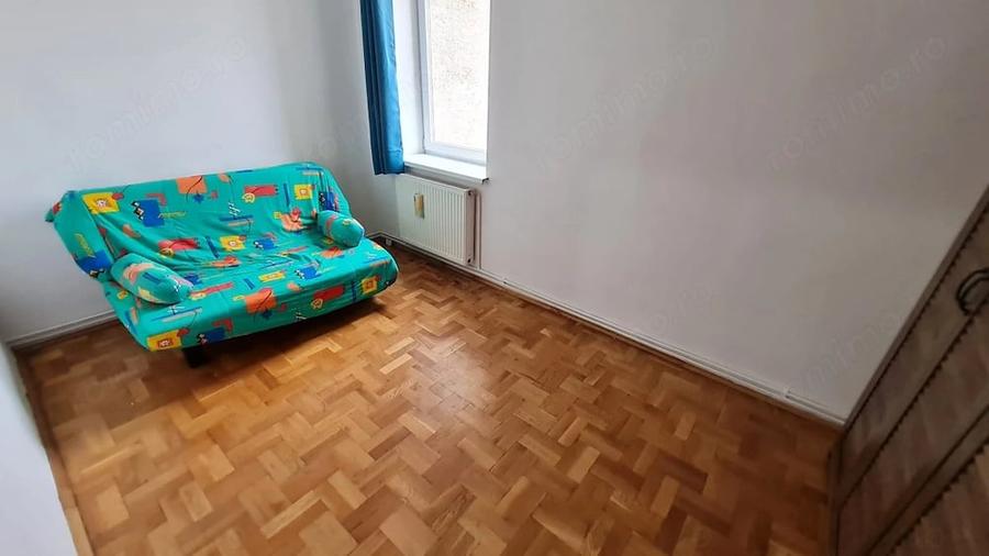 Apartament cu 3 camere decomandat în Griviței