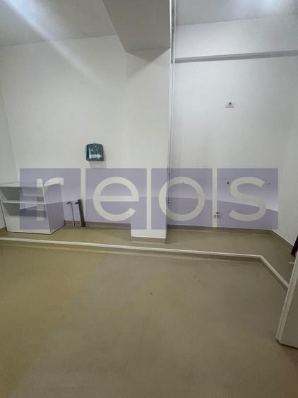 Apartament cu 5 camere decomandat în Mihai Bravu