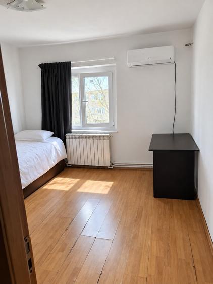 Apartament cu 3 camere decomandat, mobilat în Tomis III