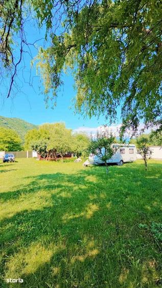 Casă cu 5 camere cu Teren 528.29 Mp în Central