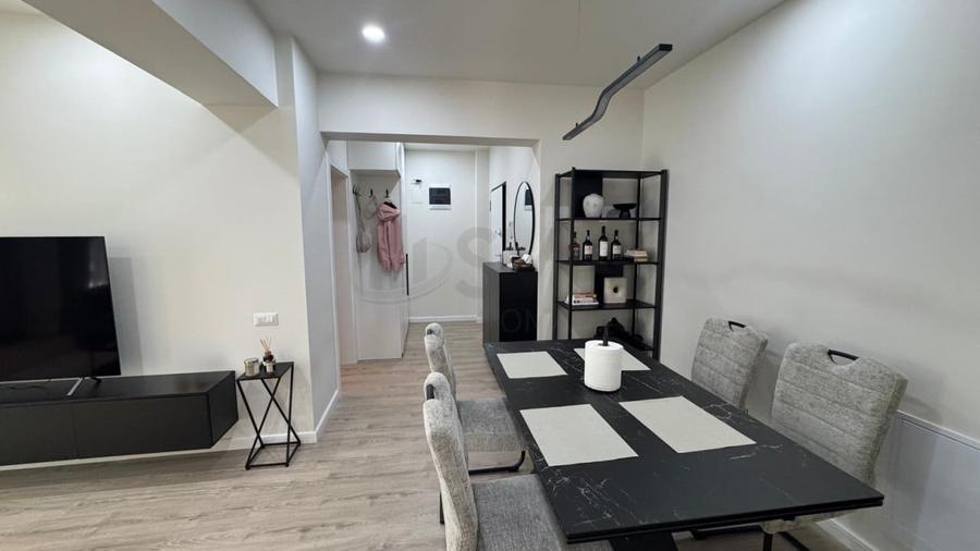 Apartament cu 3 camere decomandat în Pipera