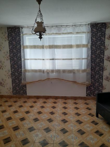 Casă cu 4 camere în Brânceni