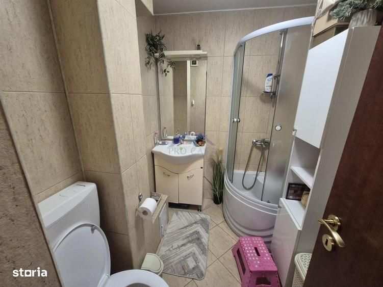 Apartament 2 camere decomandat, Cetate, et.3 - 6