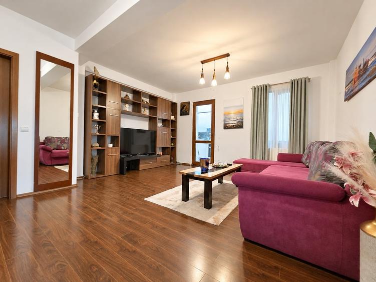 Apartament cu 2 camere semidecomandat în Siderurgiștilor