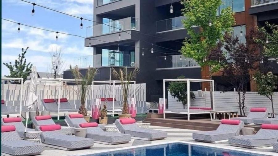 Apartament cu 3 camere decomandat, mobilat în Pipera