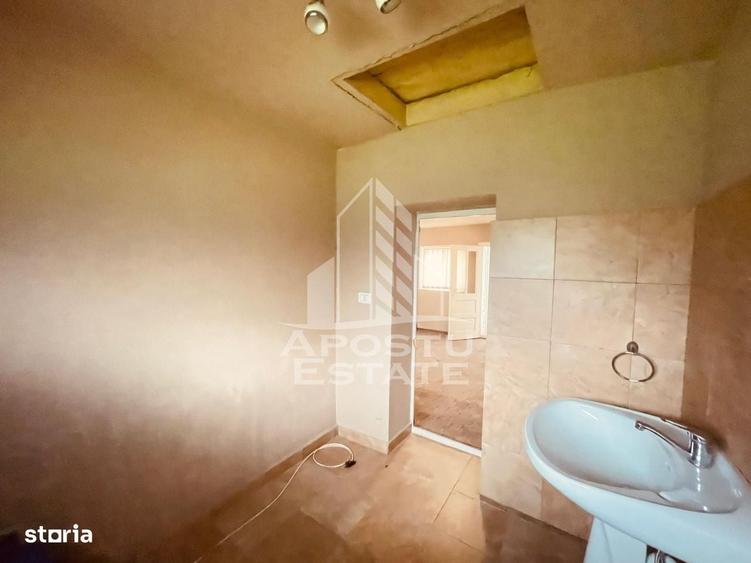 Casă cu 2 camere în Almaș