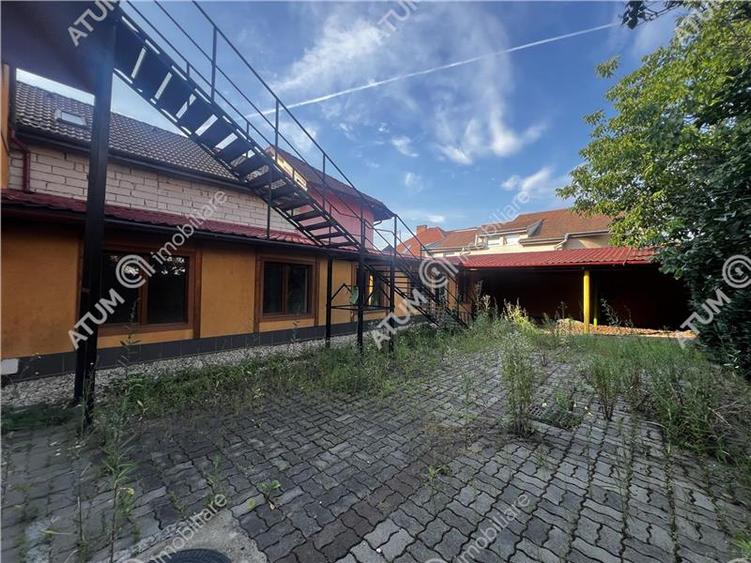 Spațiu comercial, de 314 mp, în Piața Cluj