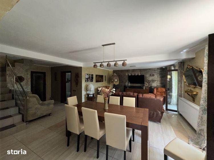 Casă cu 4 camere cu Teren 381 Mp în Agigea