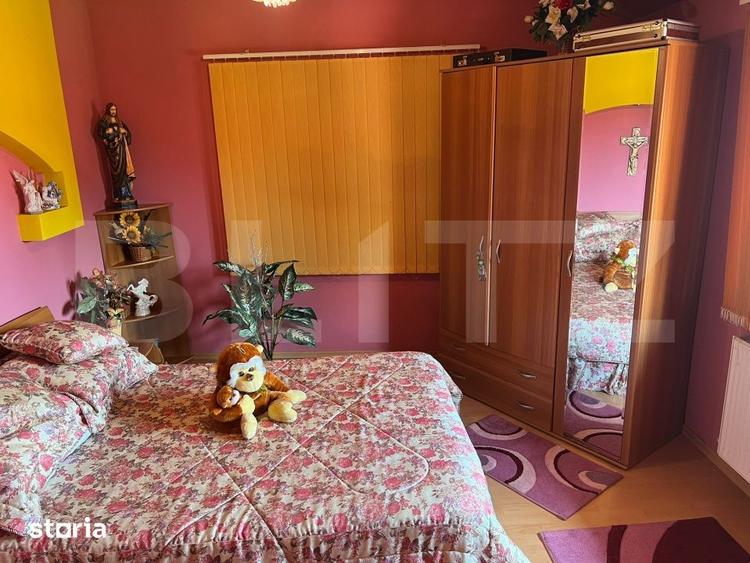 Casă cu 6 camere cu Teren 277 Mp în 7 Noiembrie