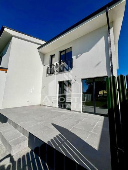 Casă cu 3 camere cu Teren 250 Mp în Plopi