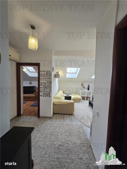 Apartament cu 3 camere decomandat în Valea Oltului