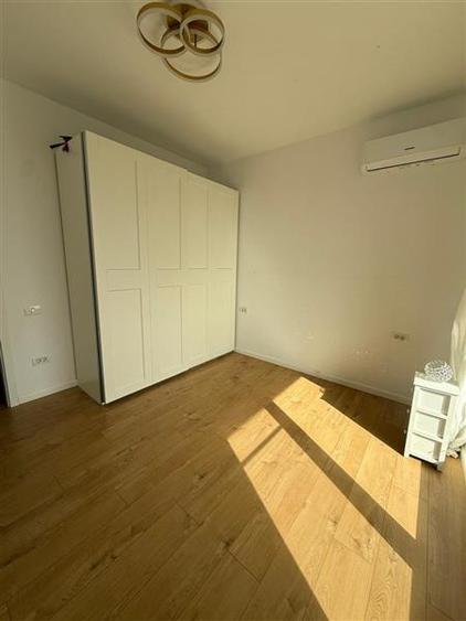 Apartament cu 2 camere semidecomandat în Tunari