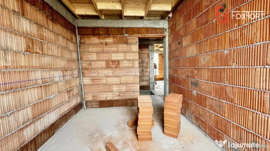 Duplex cu 4 camere in Sag, zona Manastire - Sag (Timis)