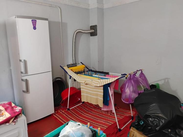 Casă cu 4 camere cu Canalizare în Apollo