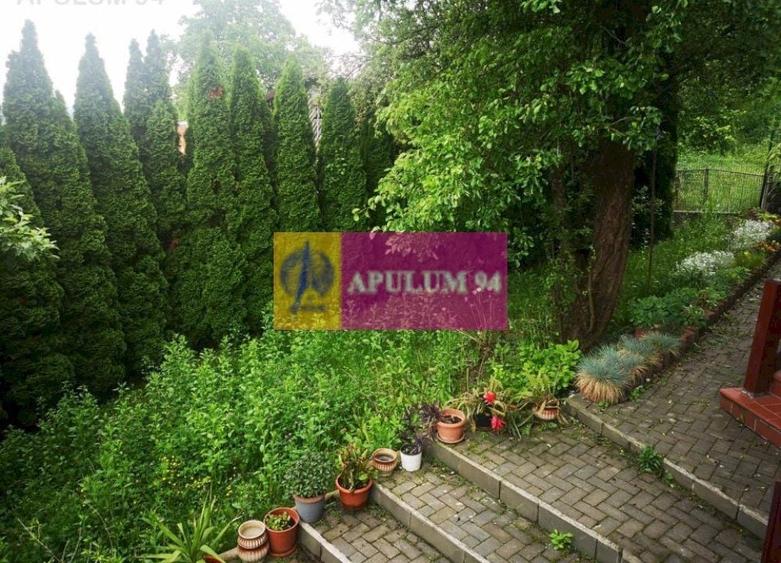 Casă individuală cu 3 camere decomandat cu Canalizare în Poiana Câmpina