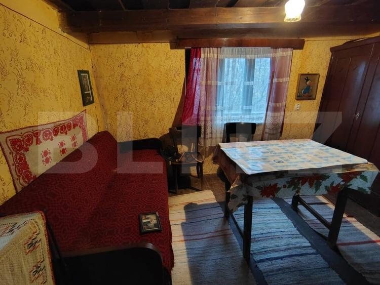 Casă individuală cu 2 camere cu Teren 2460 Mp în Cojocna