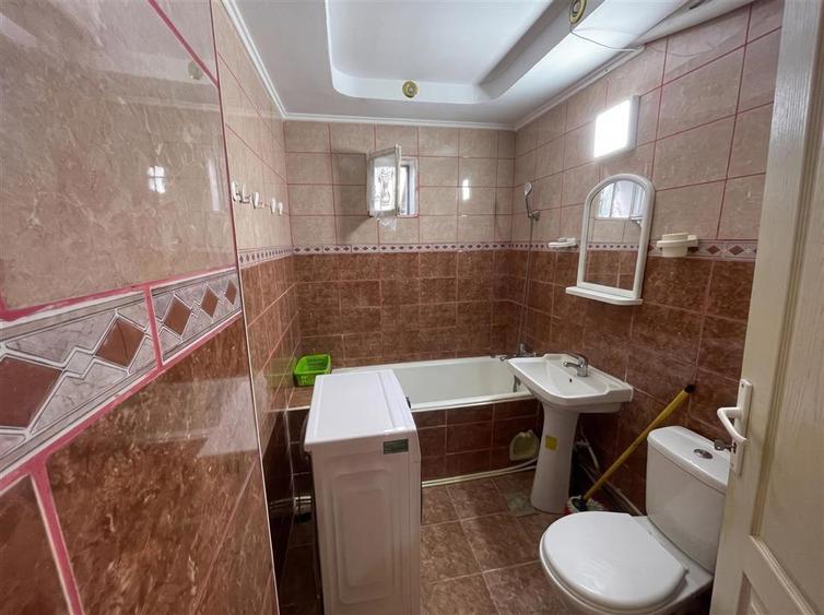 Apartament cu 2 camere decomandat în Burdujeni