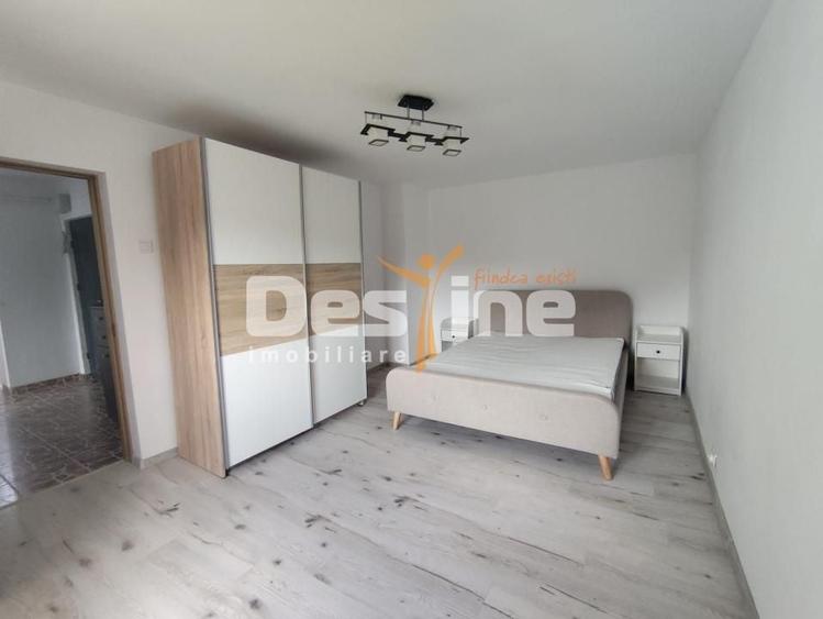 Apartament cu 2 camere decomandat, mobilat în Poiana Câmpina