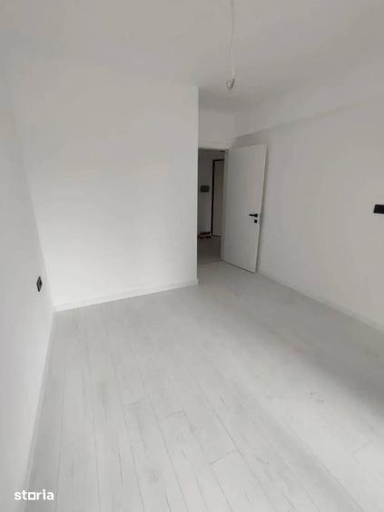 Apartament cu 2 camere decomandat în Industriilor