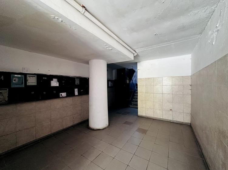 Garsonieră decomandată în Armeneasca