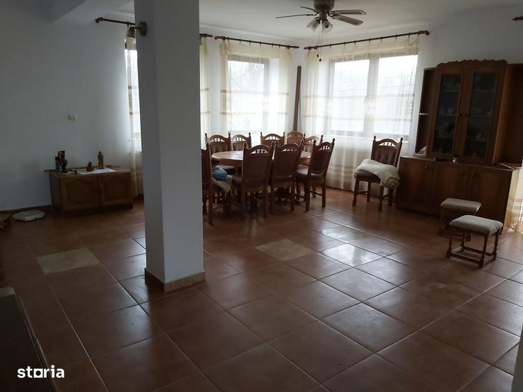 Casă cu 4 camere în Viile Satu Mare
