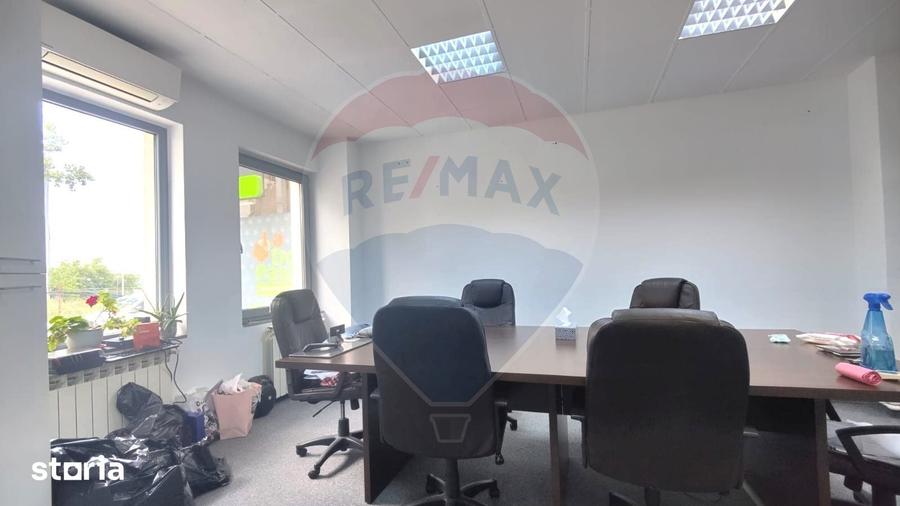 Spațiu comercial, de 165 mp, în Peninsula