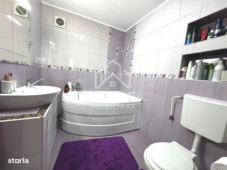 Casă cu 4 camere cu Teren 585 Mp în Teiu