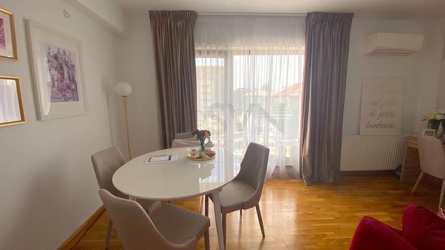 Apartament cu 2 camere decomandat, mobilat în Sisești