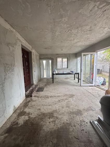 Casă cu 3 camere în Felnac