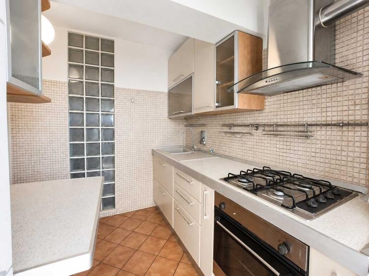 Apartament cu 2 camere decomandat în Unirii