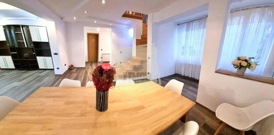 Casă cu 4 camere cu Teren 380 Mp în Central