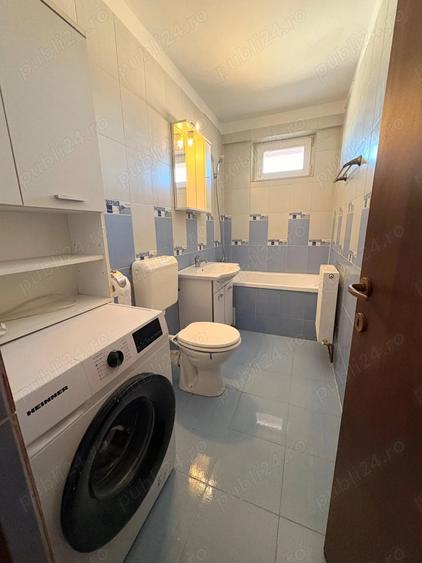 Apartament cu 2 camere semidecomandat în Girocului