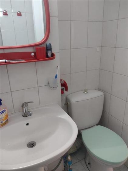 Apartament cu 2 camere decomandat, mobilat în Podu Roș