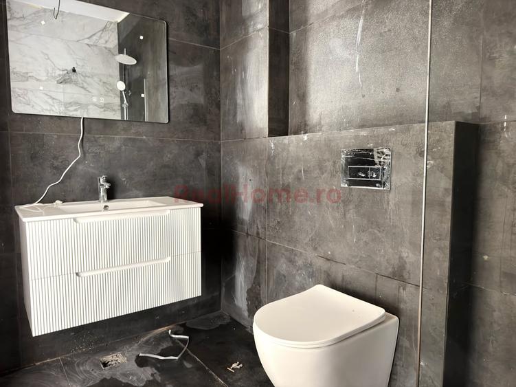 Apartament cu 2 camere decomandat în 1 Decembrie 1918