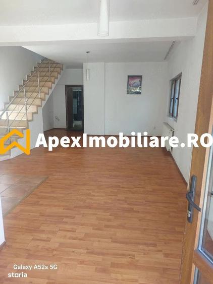 Casă cu 4 camere în Bucureștii Noi