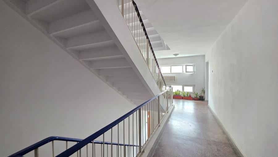 Apartament cu 2 camere decomandat în Titulescu