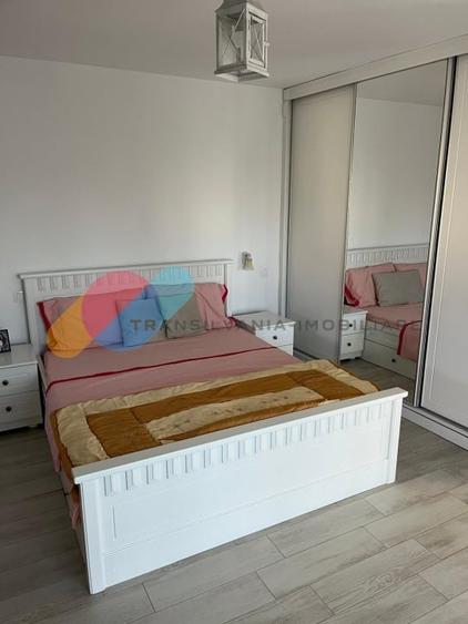 Casă individuală cu 5 camere cu Canalizare în Dezmir