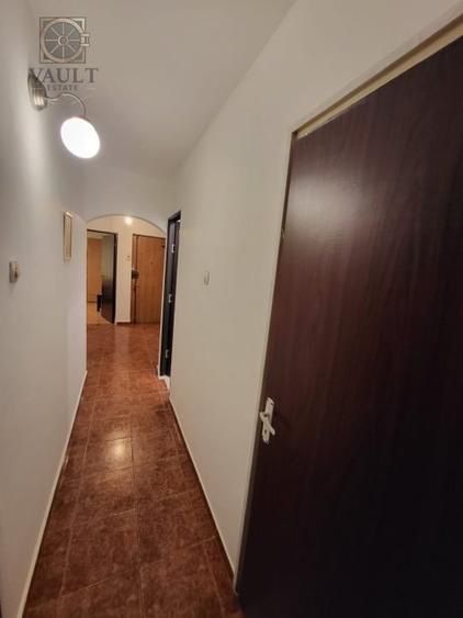 Apartament cu 3 camere decomandat, mobilat în Rahova