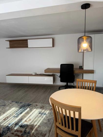 Apartament cu 2 camere semidecomandat în Exterior Vest