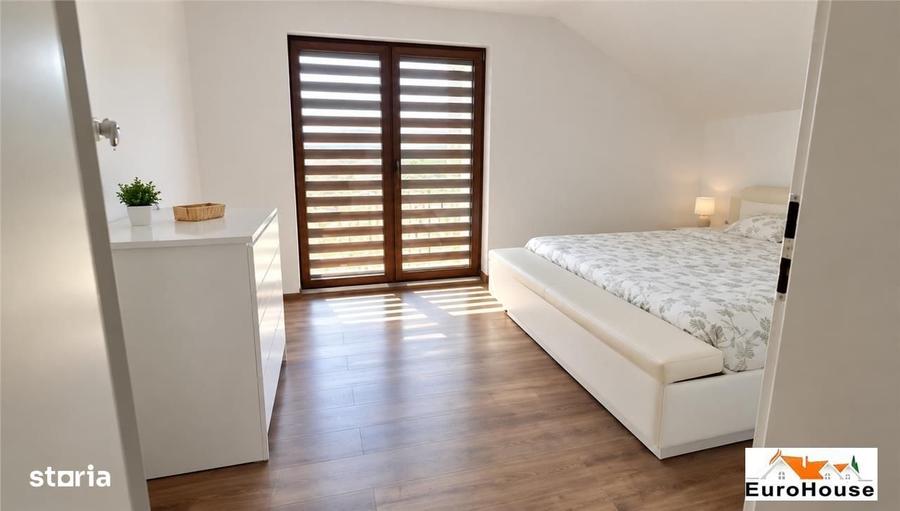 Casă cu 4 camere cu Teren 300 Mp în Central