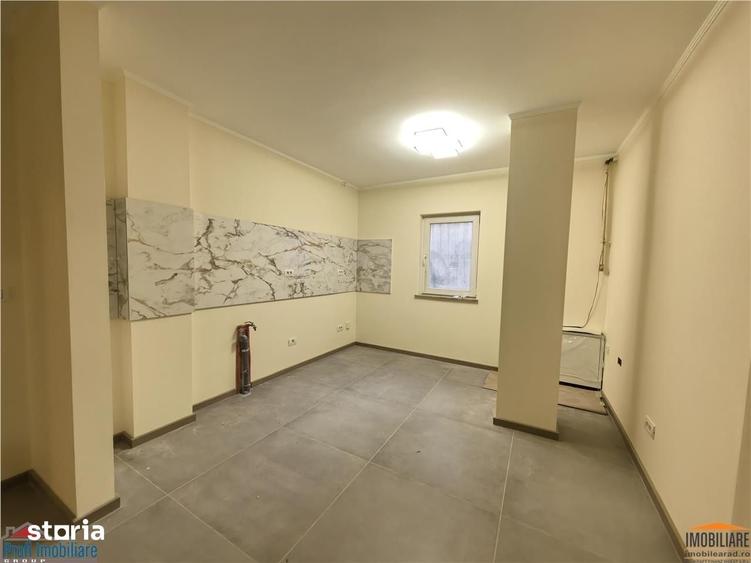 Apartament cu 3 camere în Complex Studențesc