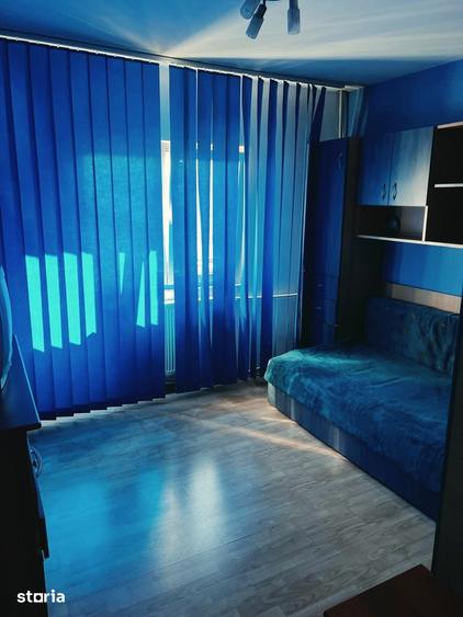 Apartament cu 3 camere decomandat în Militari