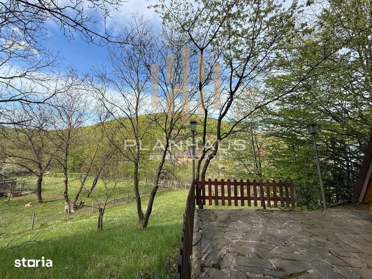 Casă cu 2 camere cu Teren 305 Mp în Firiza