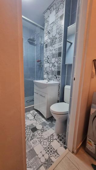 Apartament cu 2 camere semidecomandat în Gojdu