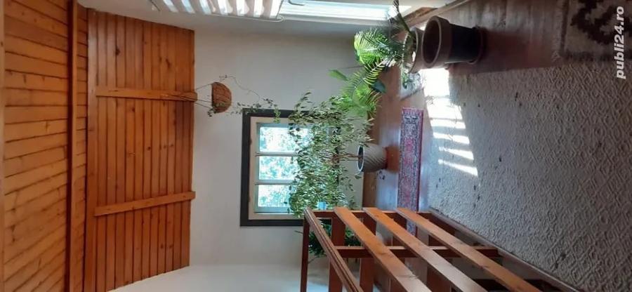 Casă cu 4 camere cu Teren 710 Mp în Central