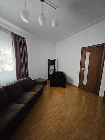 Apartament cu 2 camere decomandat, mobilat în Ștefan cel Mare