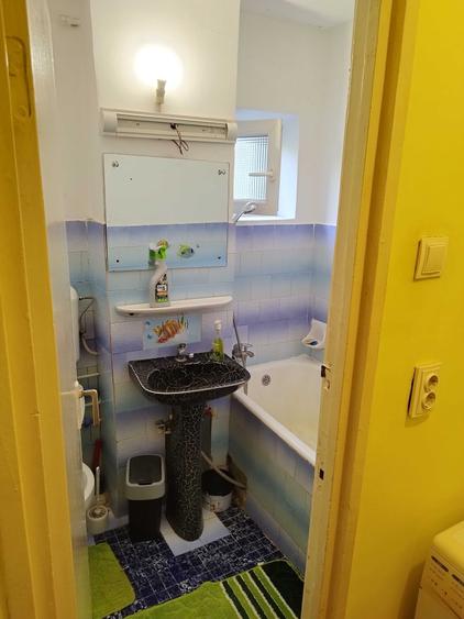 Apartament cu 2 camere semidecomandat în Exterior Vest